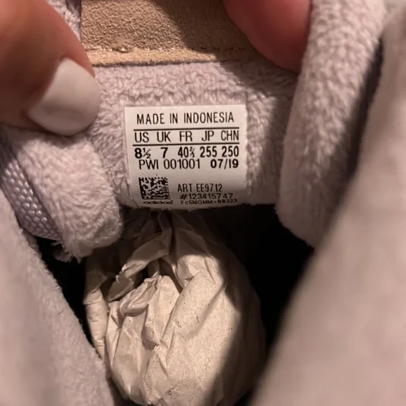 Adidas Fusion Lace Up Boot. Mauve. BNWOB. Size 8.5 - Picture 4 of 5